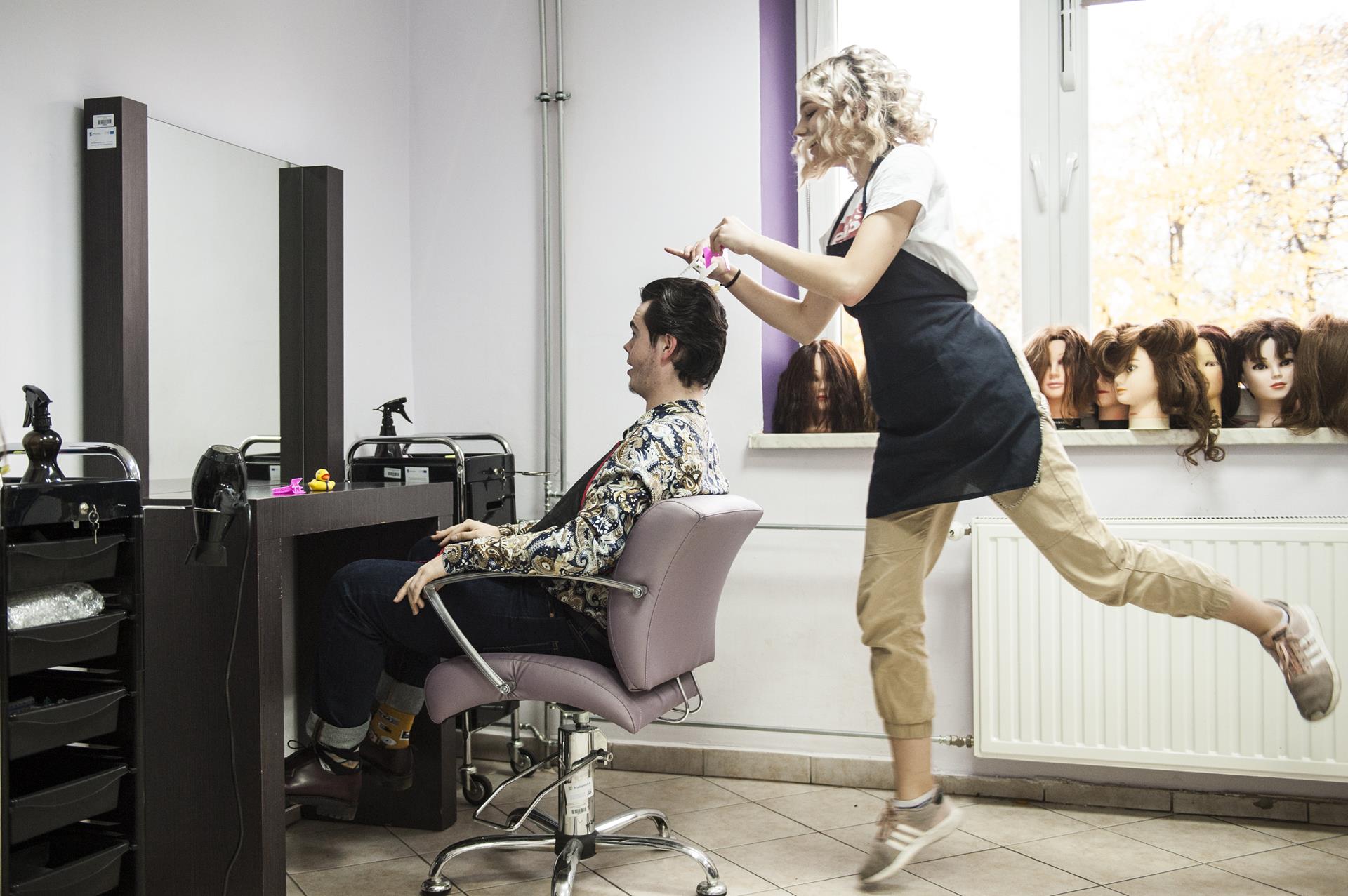 Plan Lekcji Technika Uslug Fryzjerskich Krakow